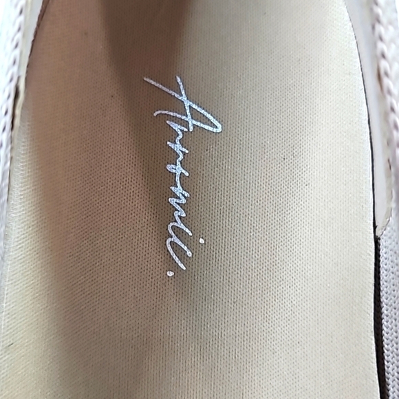 Arromic Tan Square Toe Flats Size 10 - Picture 3 of 8